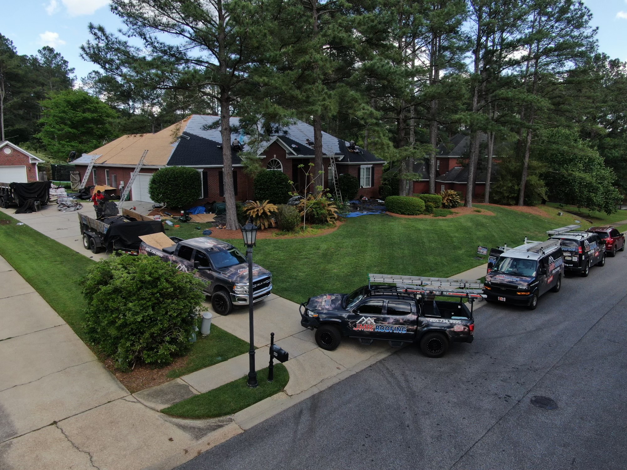 Residential & Commercial Roofing in Birmingham AL | JMR Roofing - homepage